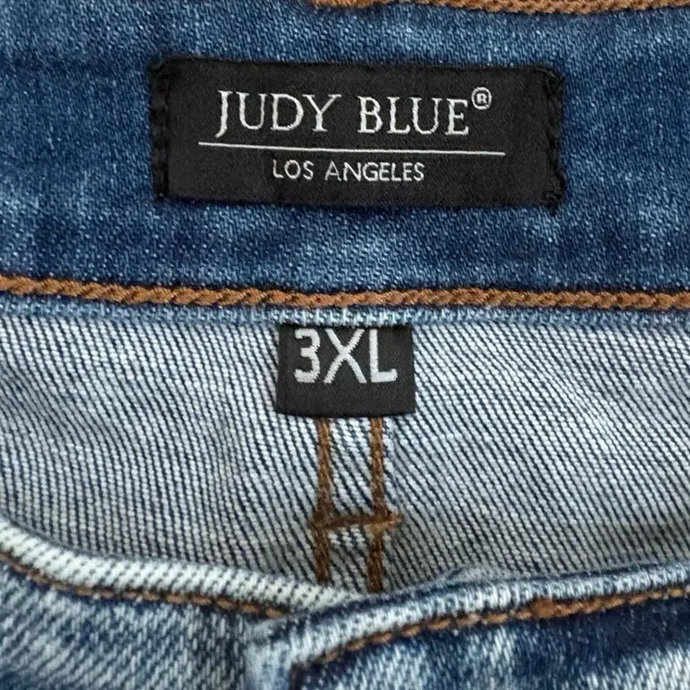 Judy Blue Distressed Denim Shorts 3X - Picture 4 of 4